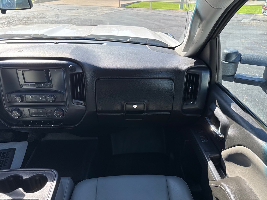2015 Chevrolet Silverado 1500 Image 11