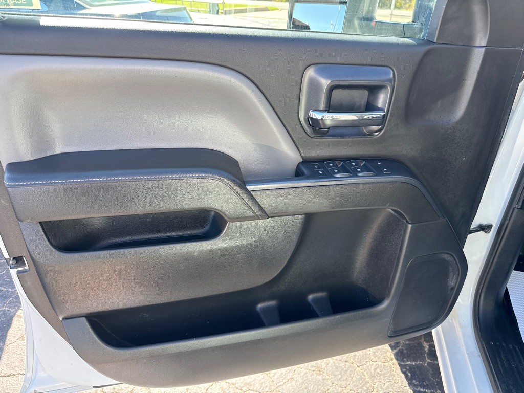 2015 Chevrolet Silverado 1500 Image 17