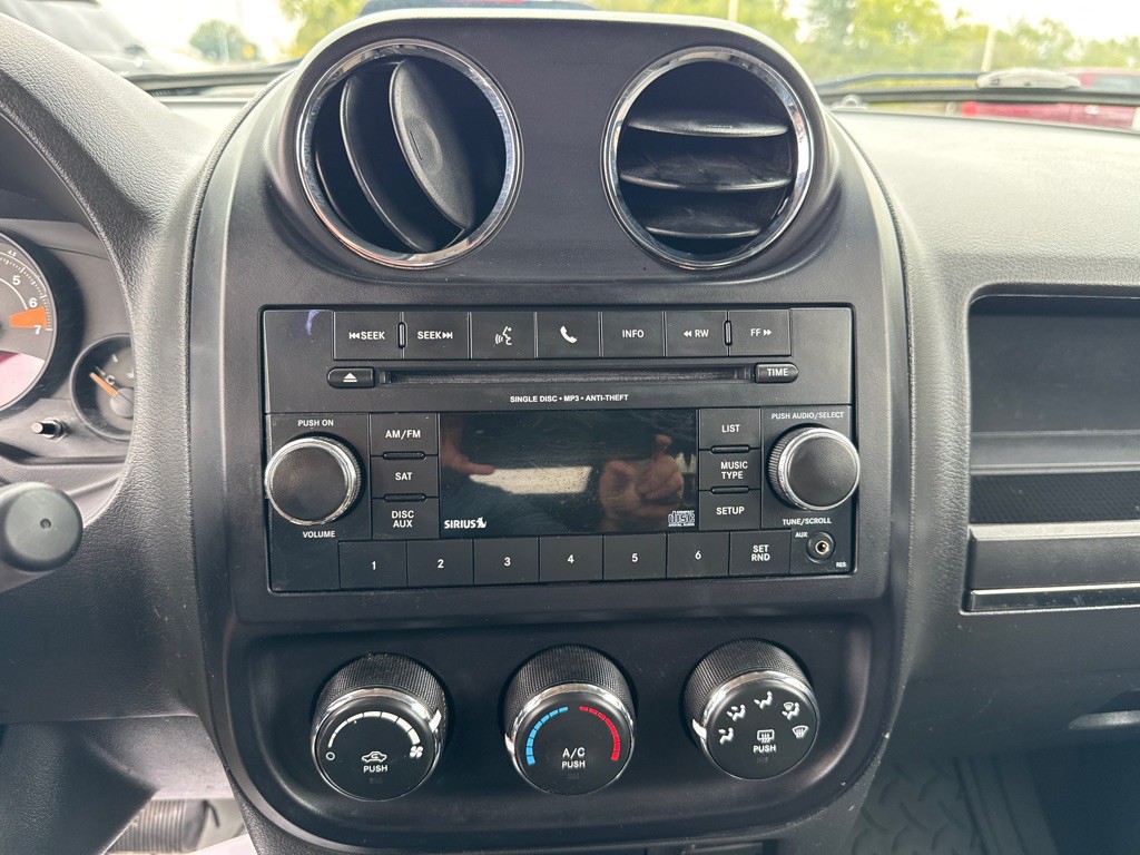 2016 Jeep Patriot Image 18