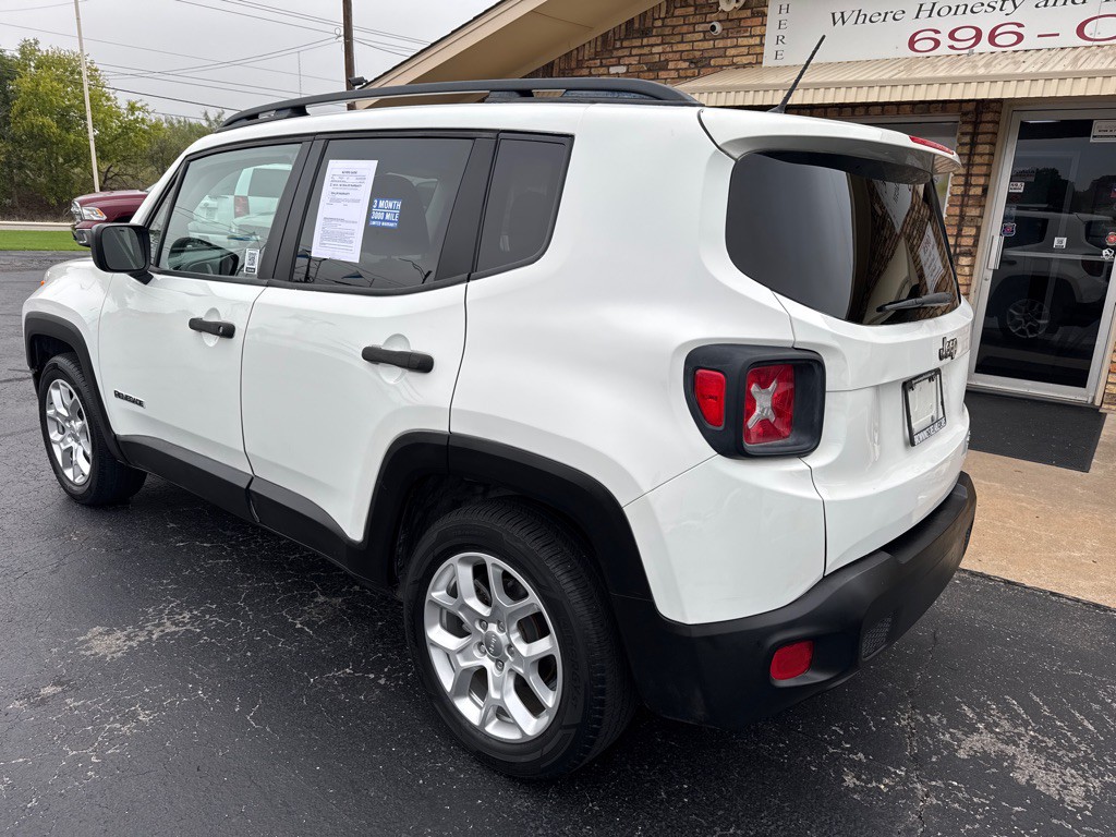 2017 Jeep Renegade Image 6