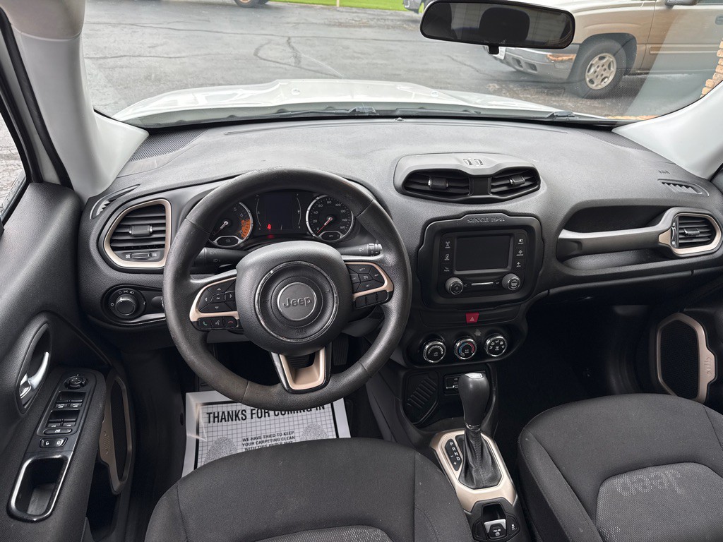 2017 Jeep Renegade Image 15
