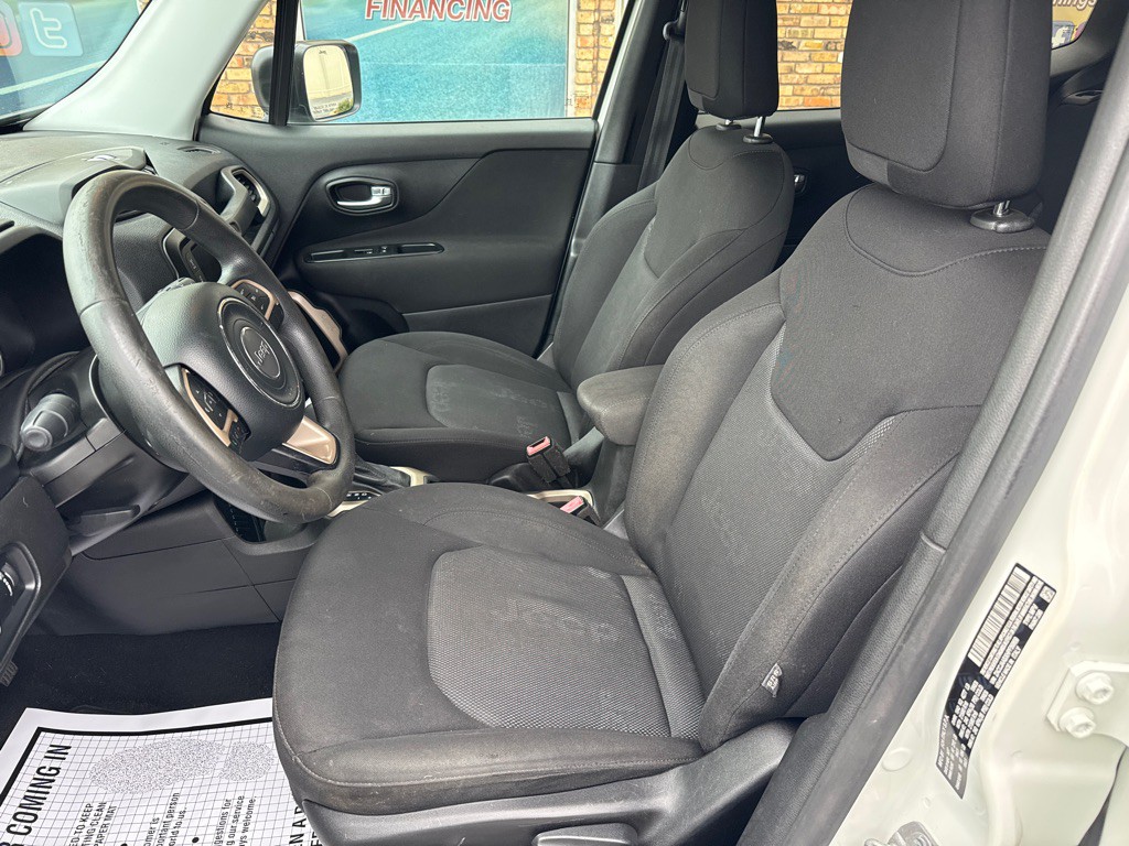 2017 Jeep Renegade Image 16