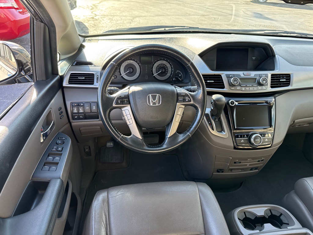 2016 Honda Odyssey Image 17