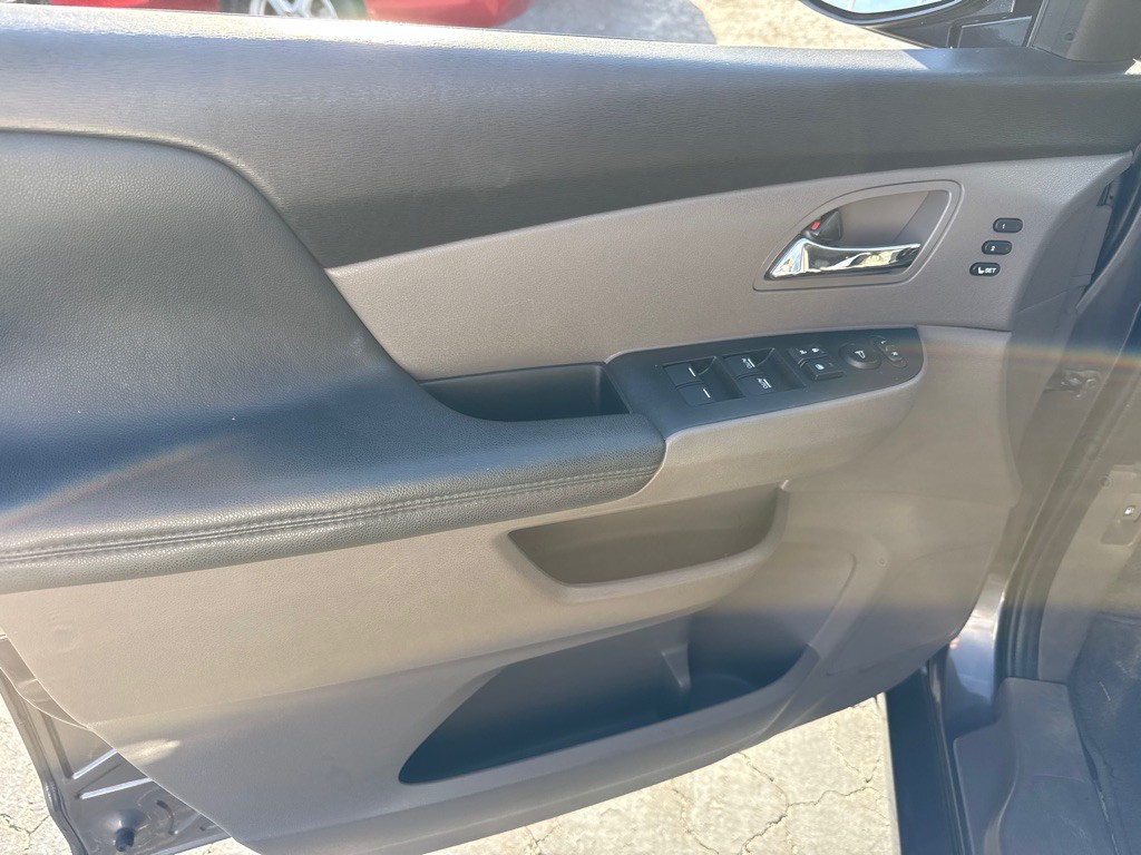 2016 Honda Odyssey Image 19