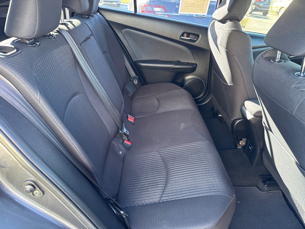 2016 Toyota Prius Image 10
