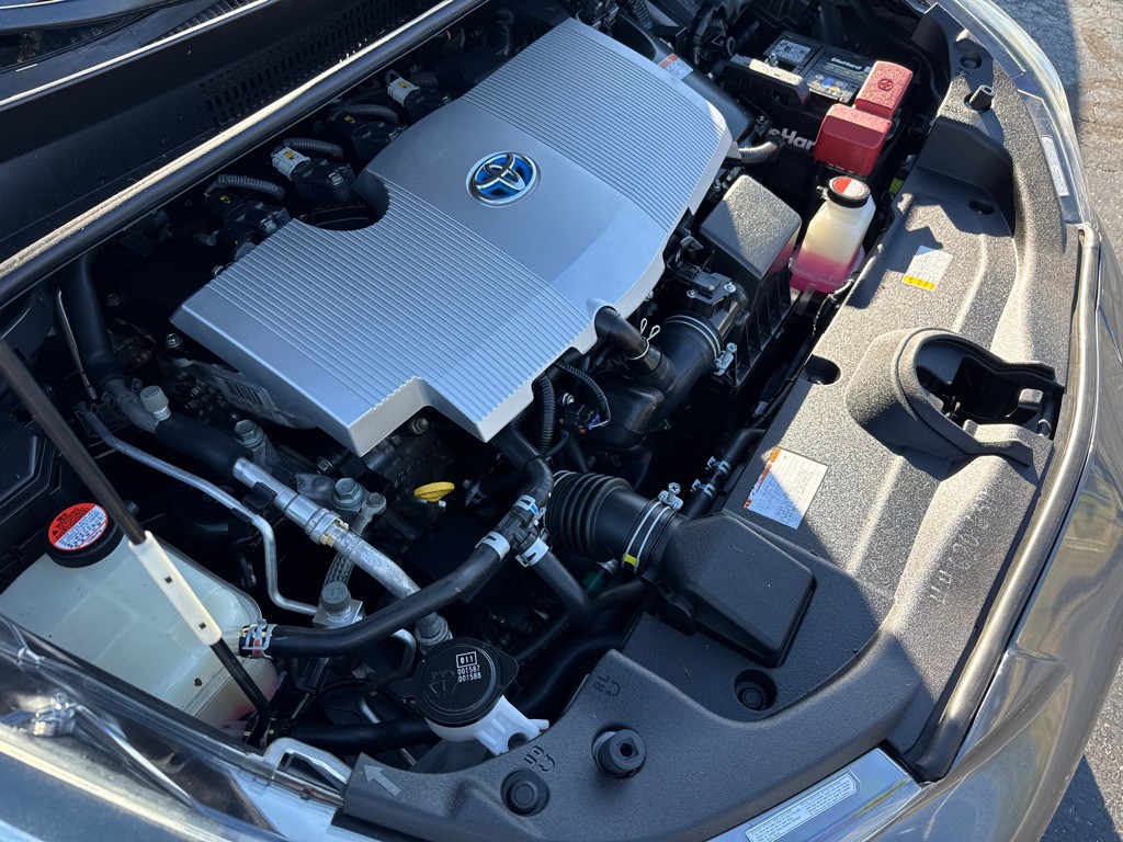 2016 Toyota Prius Image 22