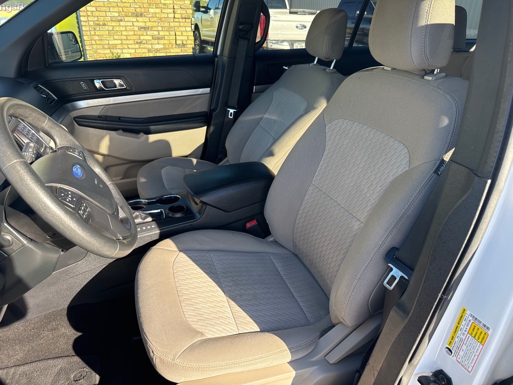 2018 Ford Explorer Image 18