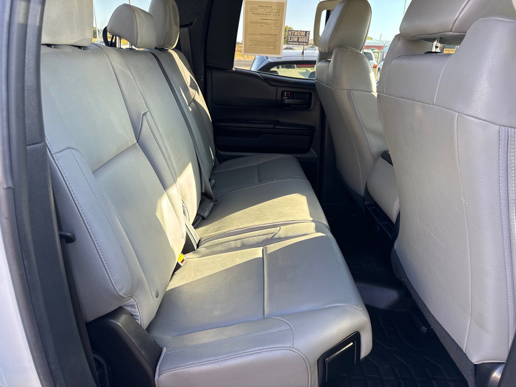 2020 Toyota Tundra Image 10