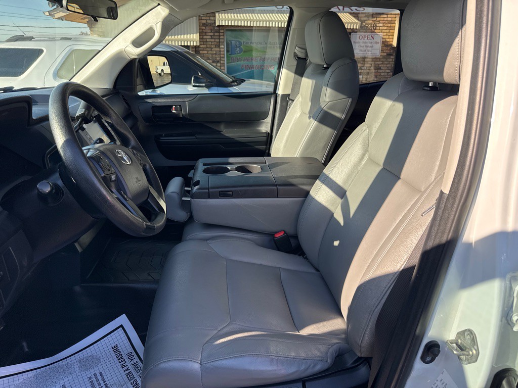 2020 Toyota Tundra Image 16