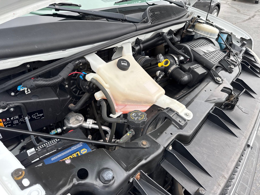 2012 Chevrolet Express Image 20