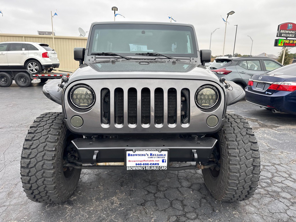 2017 Jeep Wrangler Unlimited Image 2