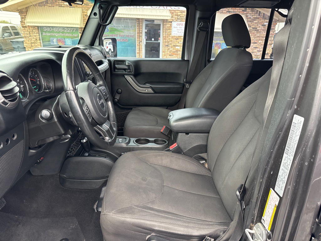 2017 Jeep Wrangler Unlimited Image 16