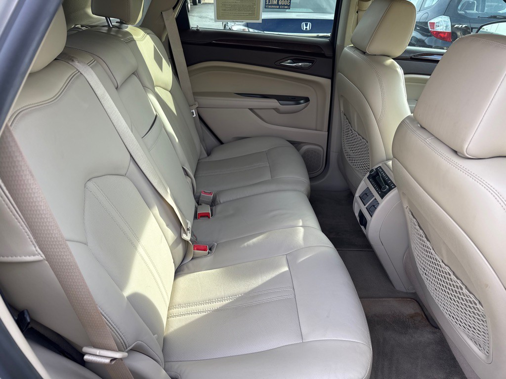 2012 Cadillac SRX Image 10