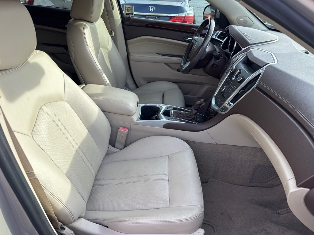 2012 Cadillac SRX Image 12