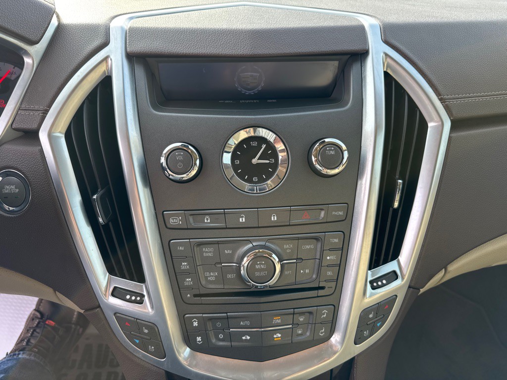 2012 Cadillac SRX Image 18