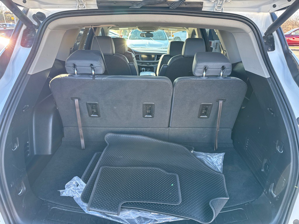 2019 Buick Enclave Image 9