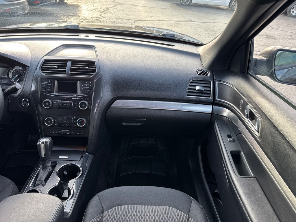 2018 Ford Explorer Image 13