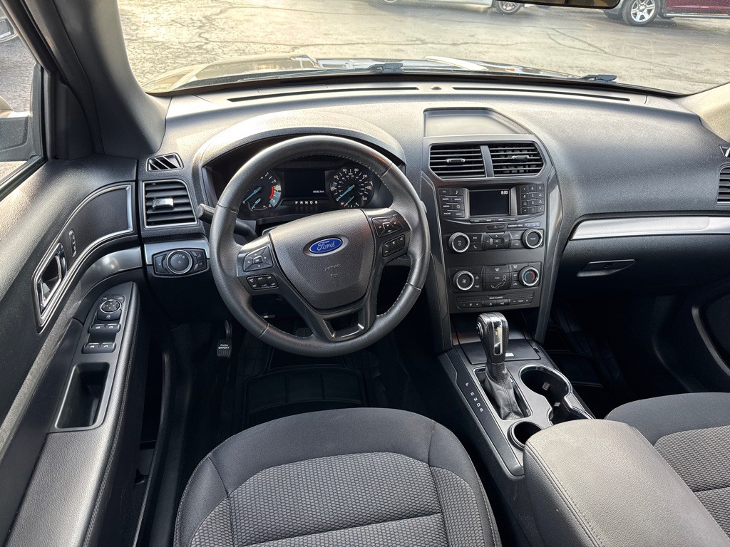 2018 Ford Explorer Image 17