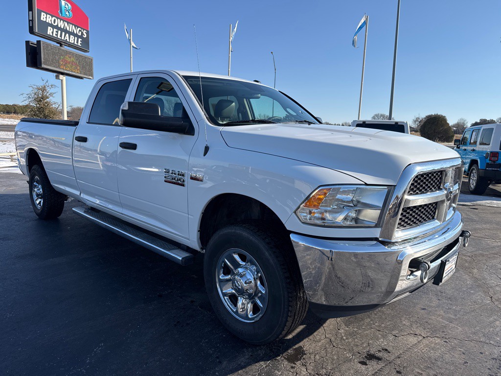 2018 RAM 2500 Image 3