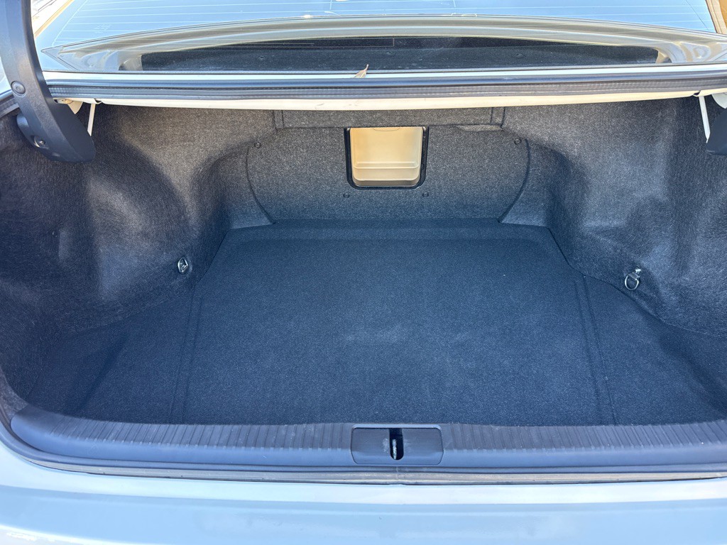 2017 Lexus ES Image 8