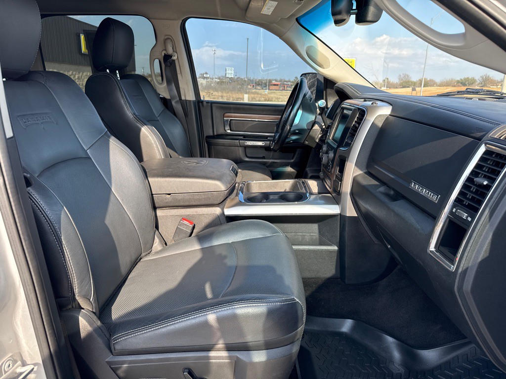 2016 RAM 2500 Image 12