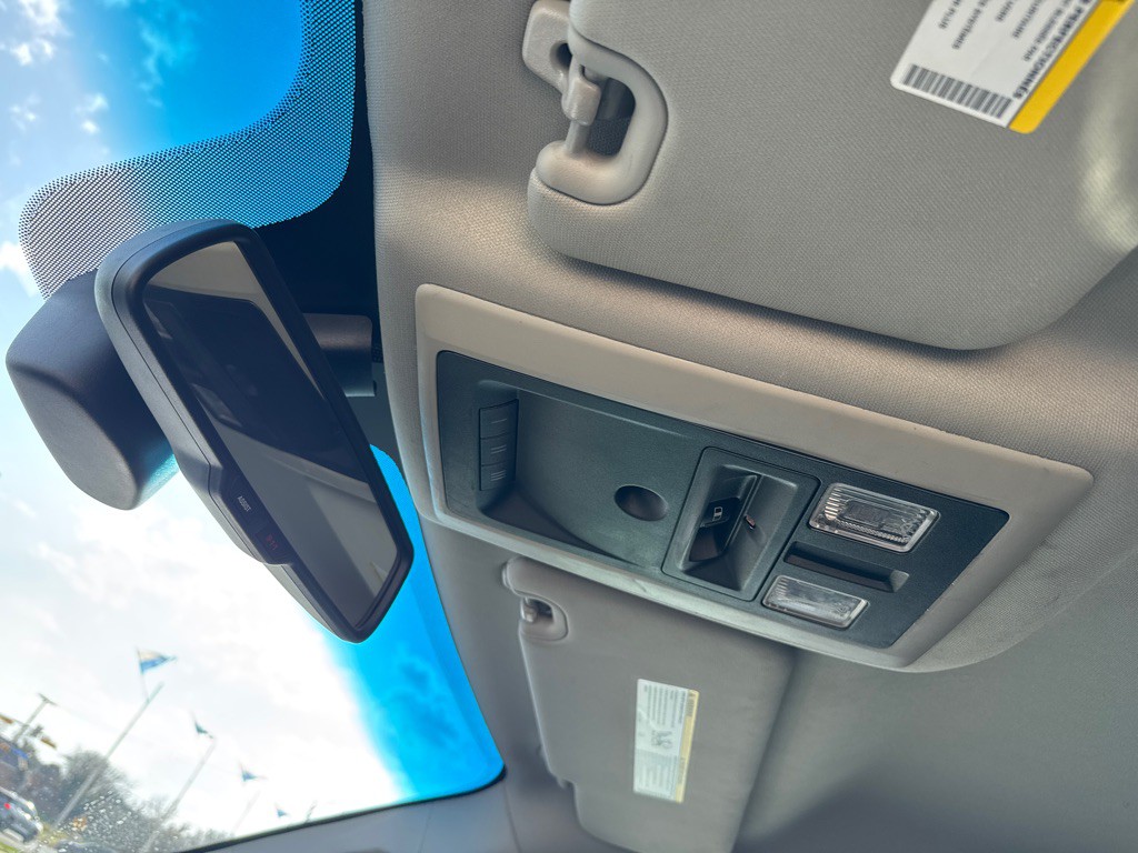 2016 RAM 2500 Image 21