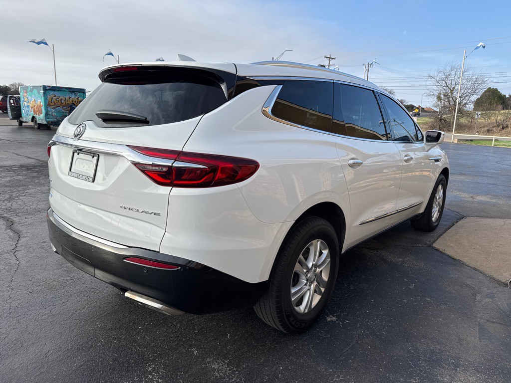 2018 Buick Enclave Image 4
