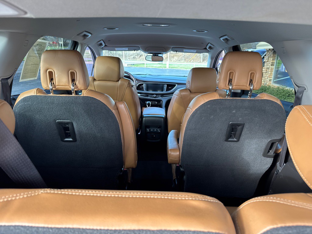 2018 Buick Enclave Image 10