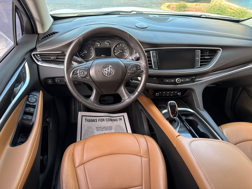 2018 Buick Enclave Image 17