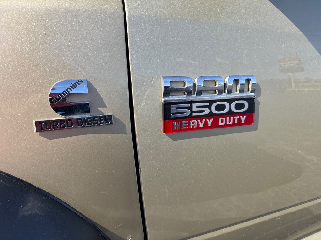 2011 Dodge Ram Image 4