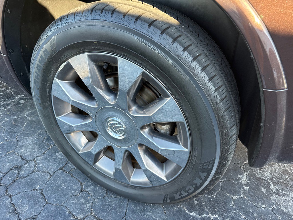 2017 Buick Enclave Image 7