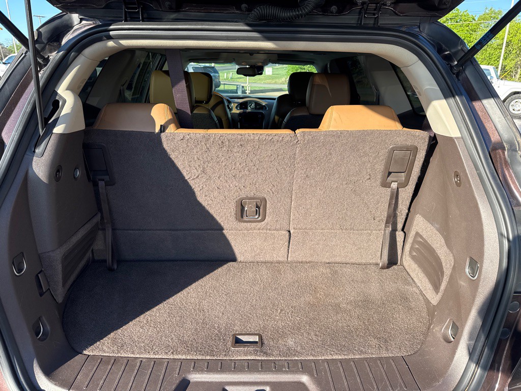 2017 Buick Enclave Image 9