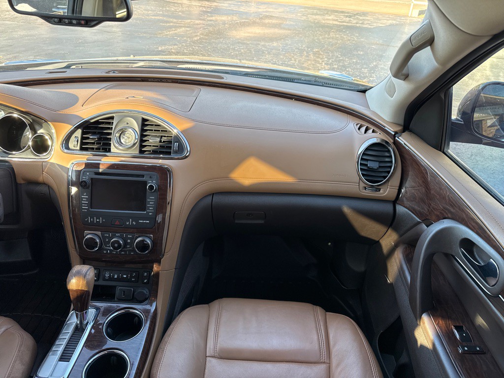2017 Buick Enclave Image 13