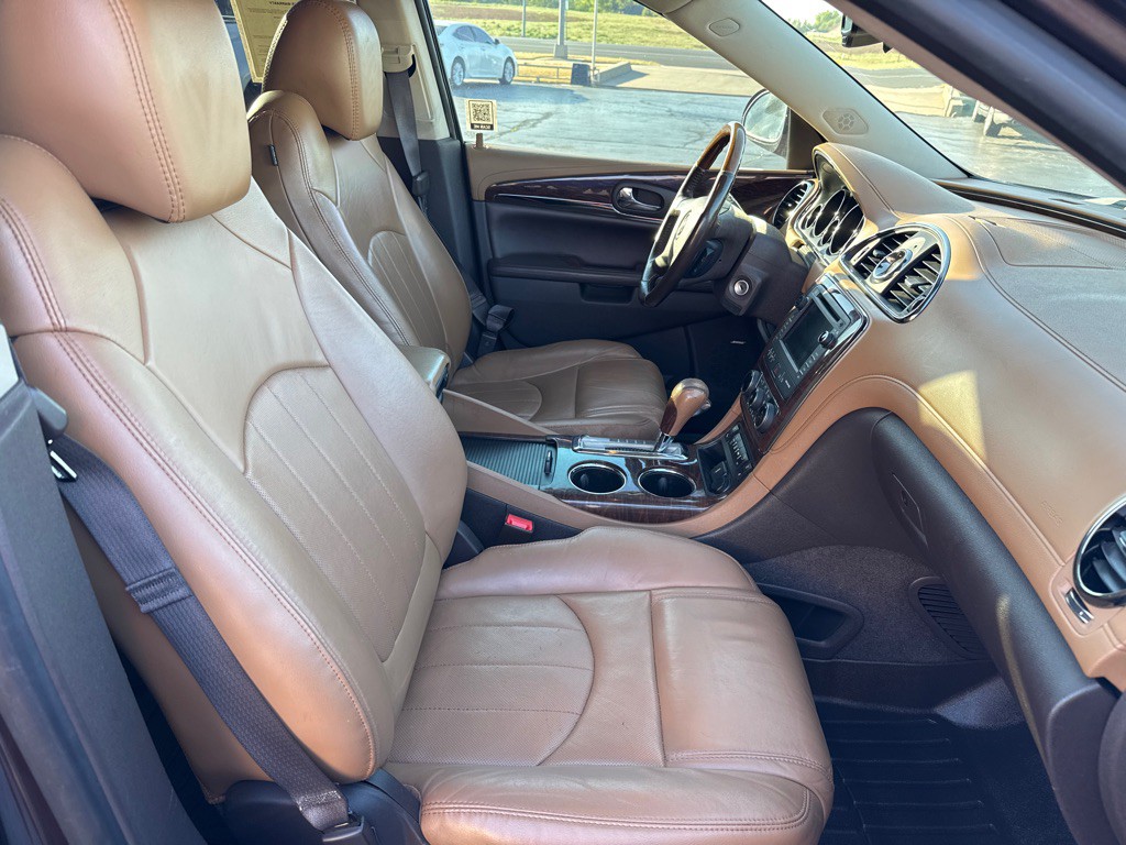 2017 Buick Enclave Image 14
