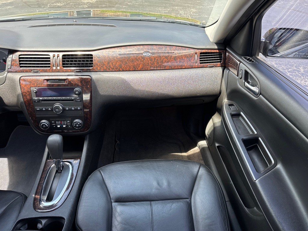 2015 Chevrolet Impala Image 11
