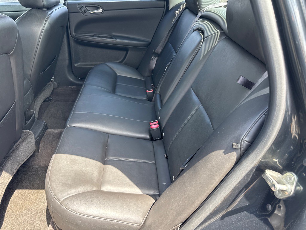 2015 Chevrolet Impala Image 14