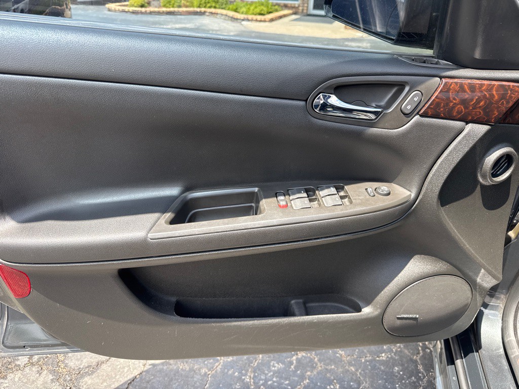 2015 Chevrolet Impala Image 17
