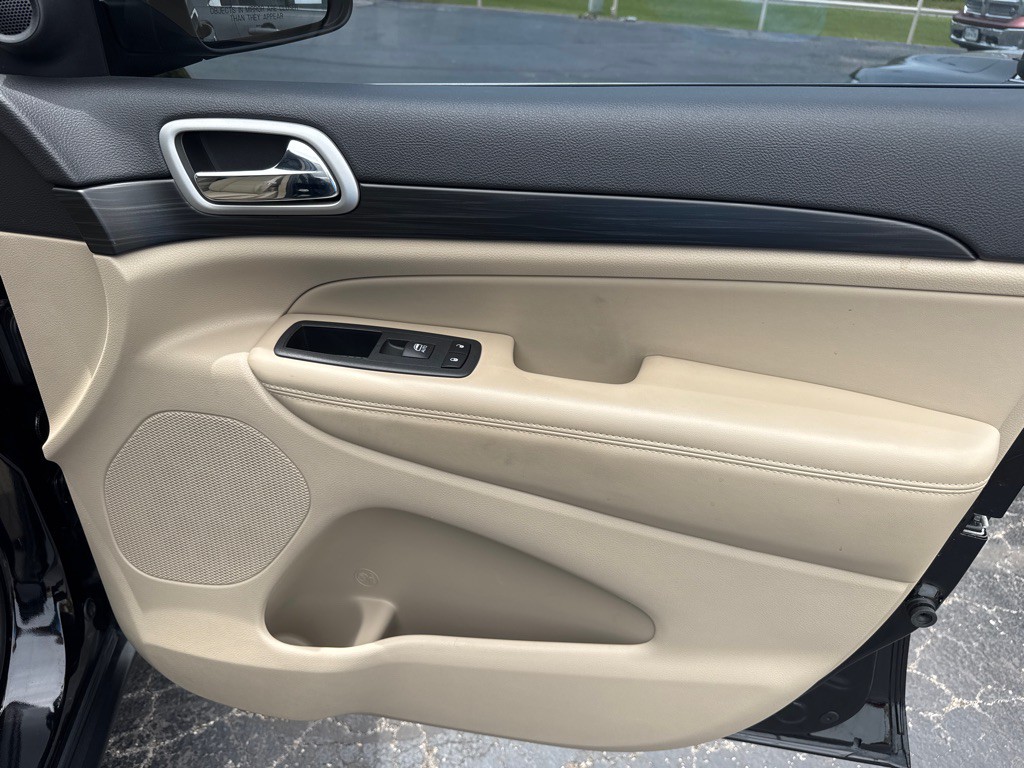 2020 Jeep Grand Cherokee Image 13
