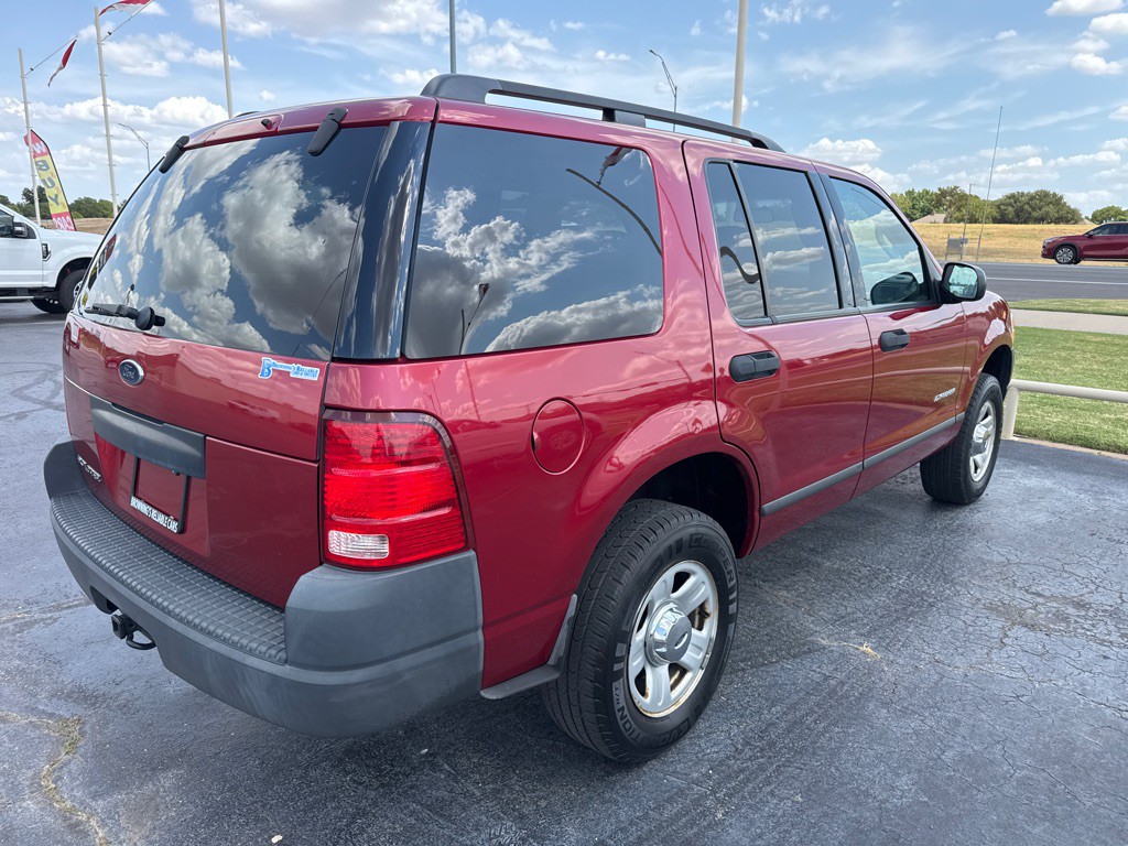 2004 Ford Explorer Image 4