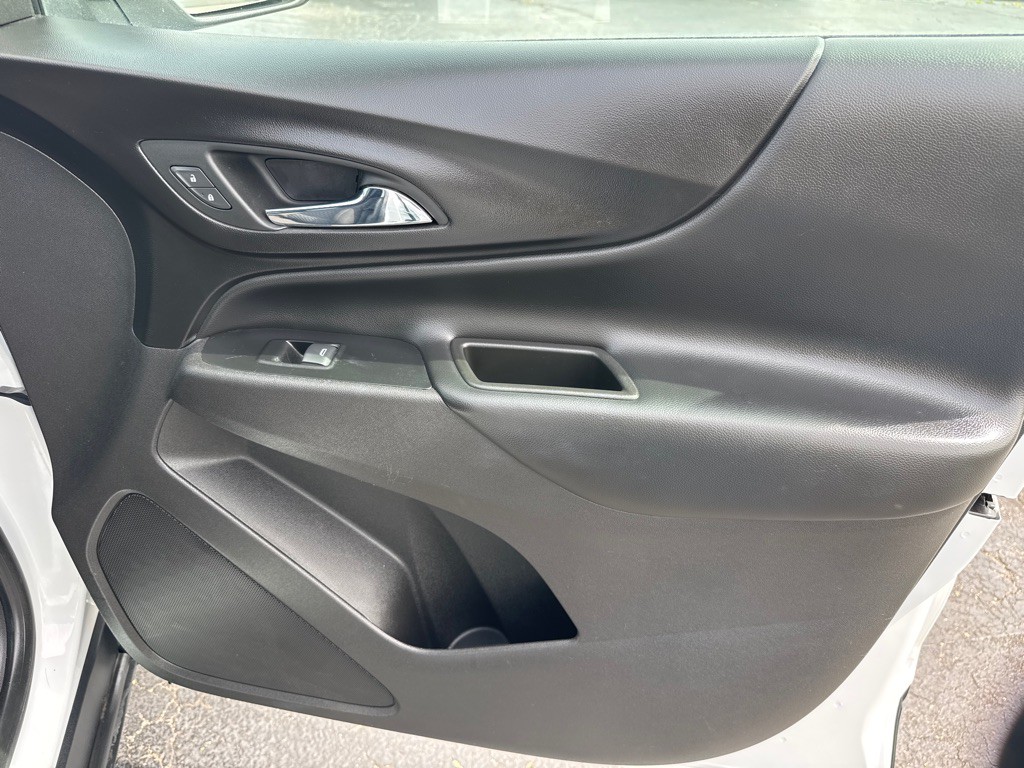 2019 Chevrolet Equinox Image 12