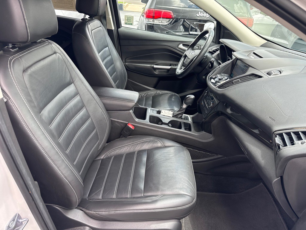 2017 Ford Escape Image 13
