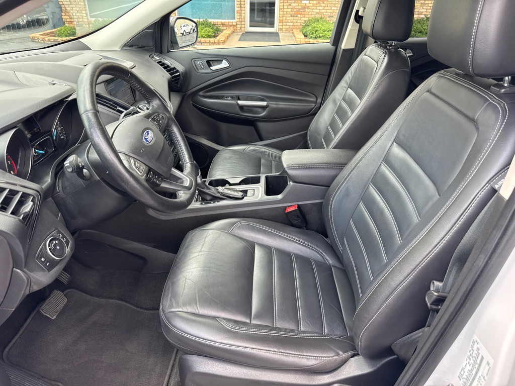 2017 Ford Escape Image 17