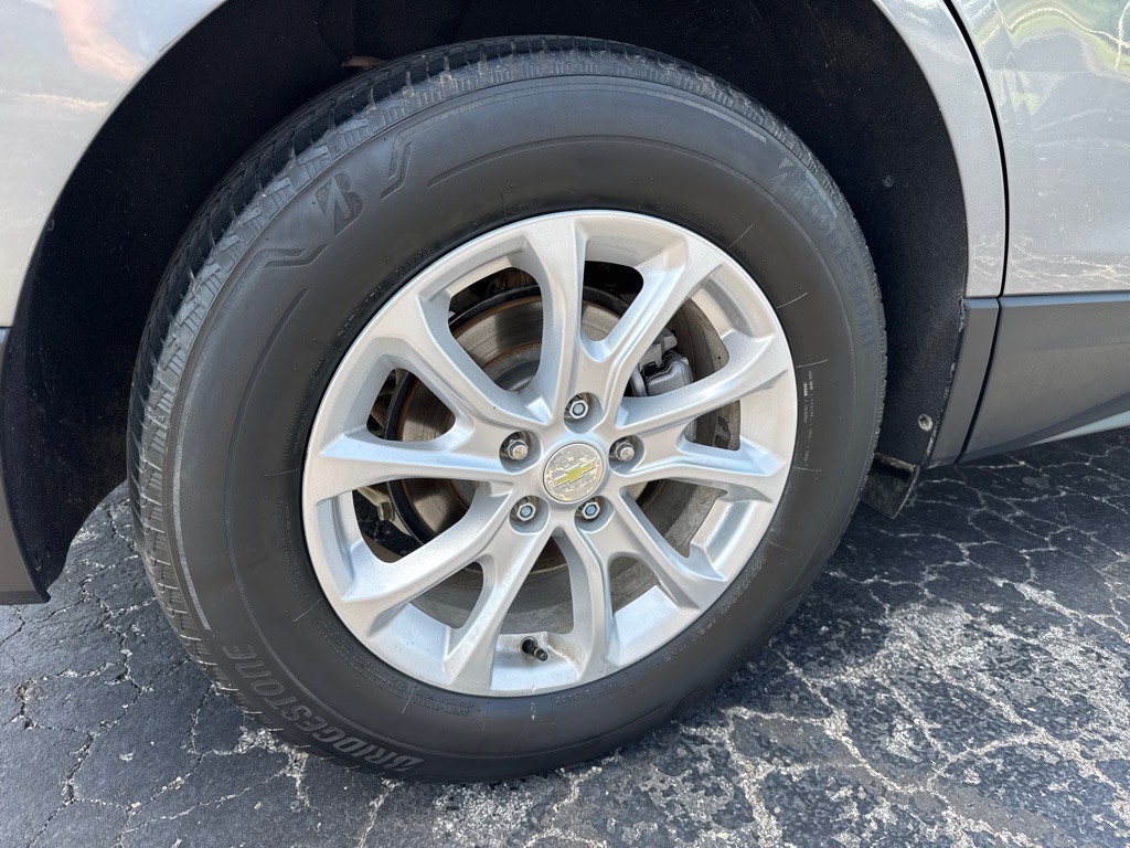 2018 Chevrolet Equinox Image 8