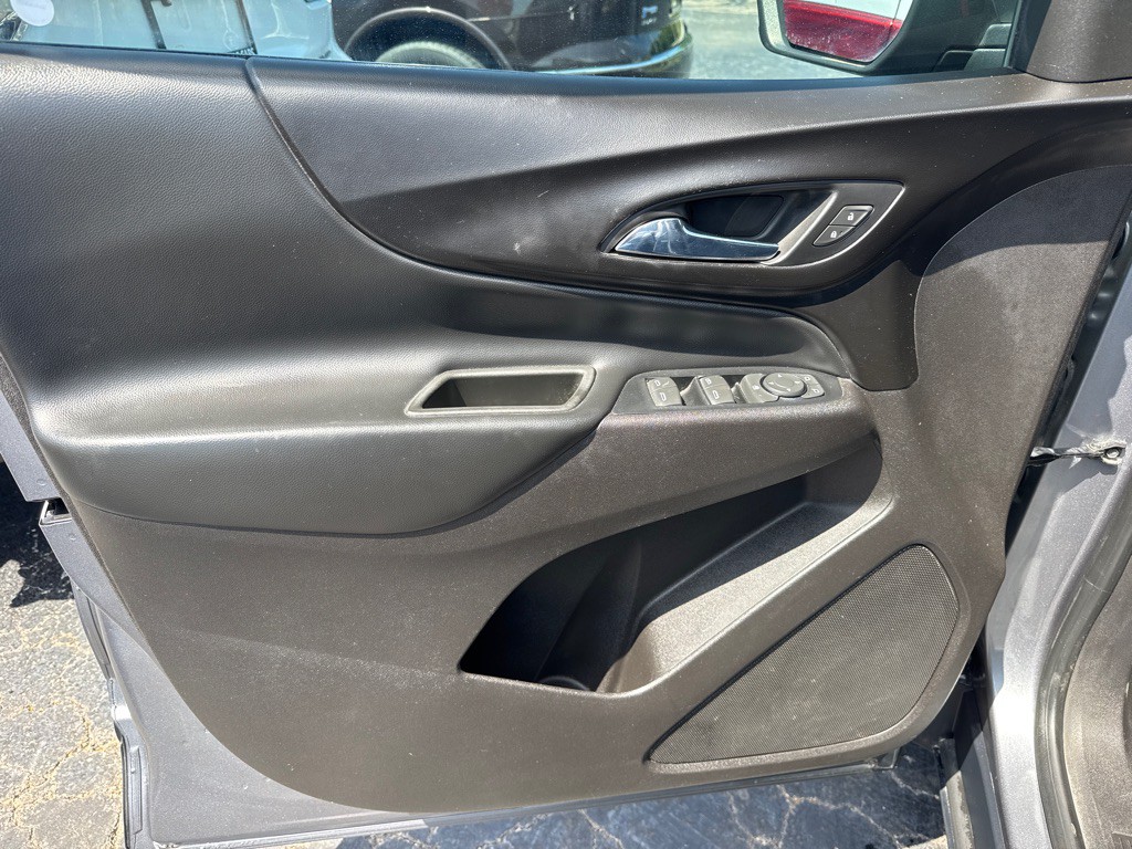 2018 Chevrolet Equinox Image 17