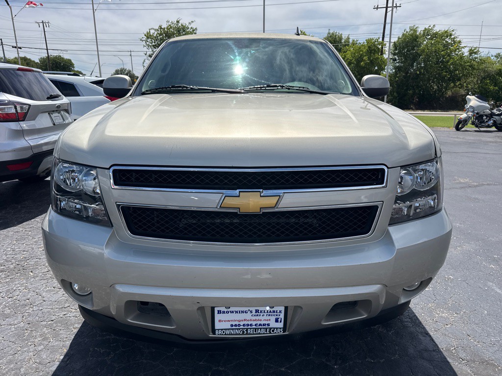 2013 Chevrolet Tahoe Image 2