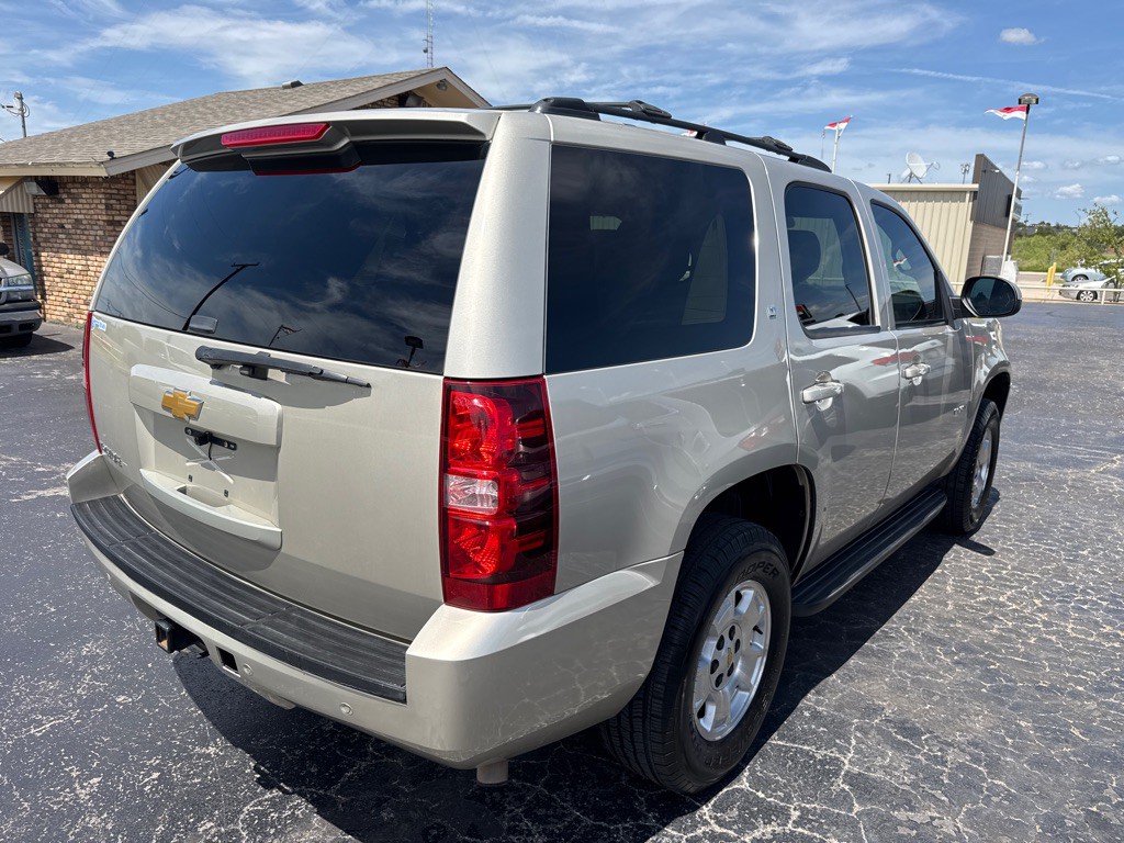 2013 Chevrolet Tahoe Image 4