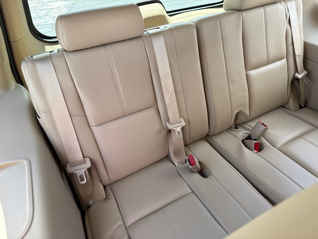 2013 Chevrolet Tahoe Image 11