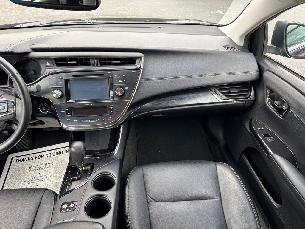 2016 Toyota Avalon Image 11
