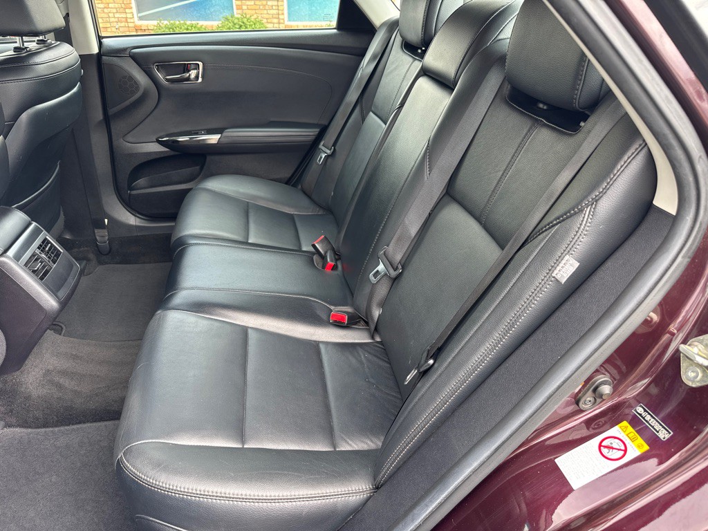 2016 Toyota Avalon Image 14