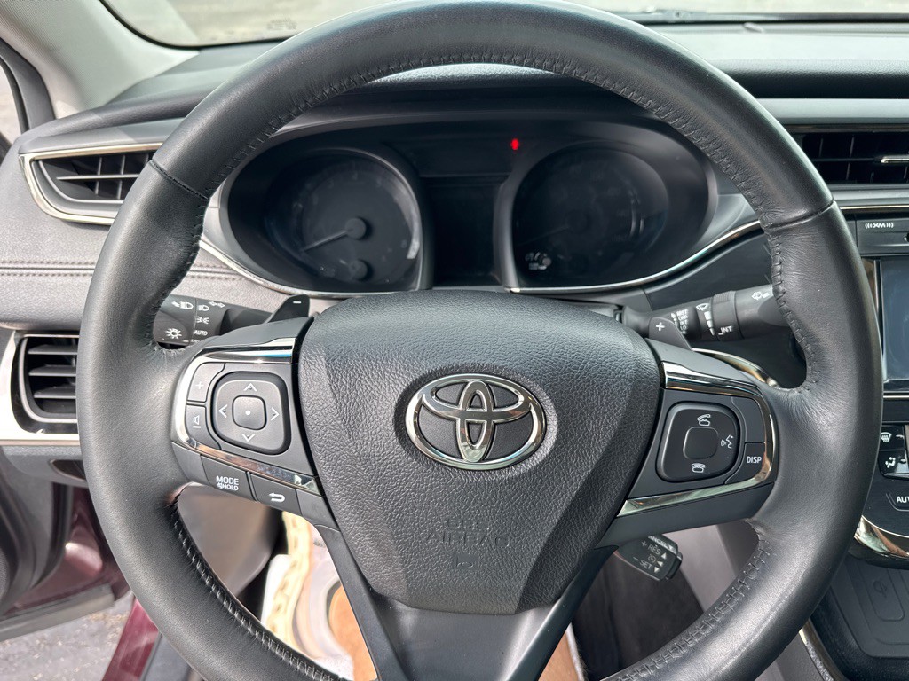 2016 Toyota Avalon Image 20